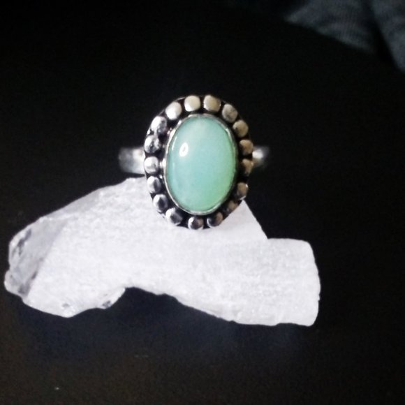 Artisan Jewelry - Feminine Chrysoprase Ring Sz 7.75 - Love & Prosperity! Heart Chakra! Abundance!